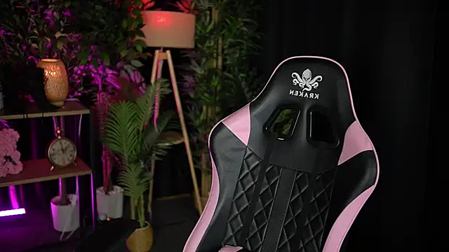 Velouraa's cam snapshot