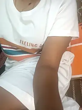 tamil_thaara03's cam snapshot