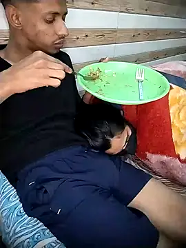 xoupleaura's cam snapshot