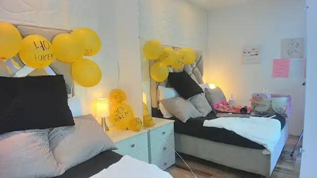 raquell_moore's cam snapshot