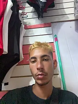 GuioficialBr live sex cam