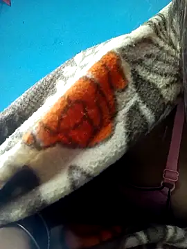 Saniya76's cam snapshot