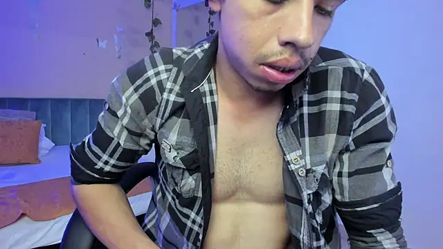 Muscle_Scott's cam snapshot