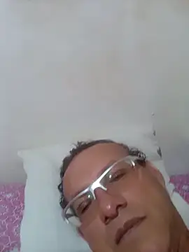 will1980's cam snapshot