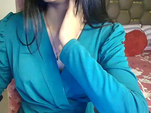 CUTE_princess_143's cam snapshot