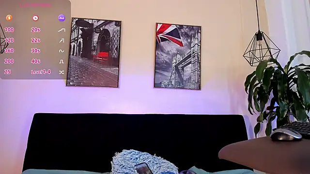 Sweet_Alessandre live sex cam