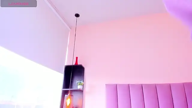 violet_myerrs's cam snapshot