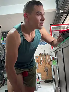 Paul22cm- live sex cam