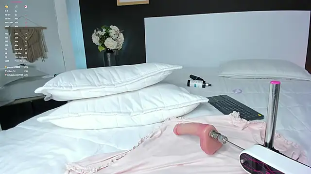 AlannaRussell_ live sex cam