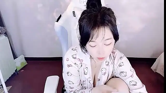 -huahua-'s cam snapshot