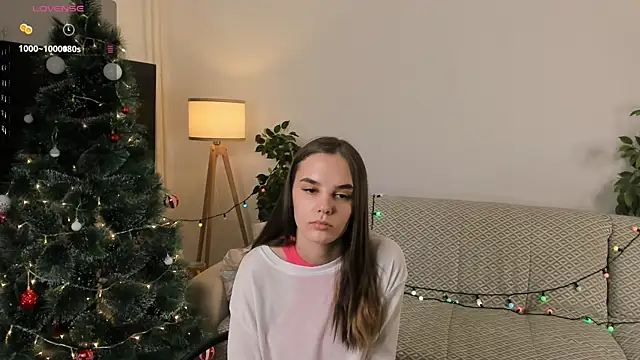 KarriVoisinet's cam snapshot