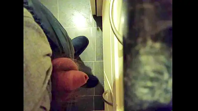 hairyuncut00's cam snapshot