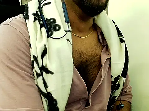 RuvoxXneXo live sex cam