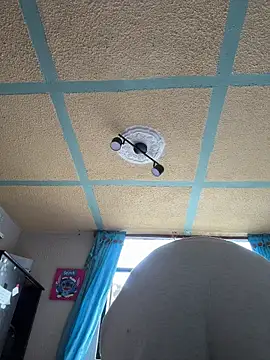 Alix_Rousses21's cam snapshot