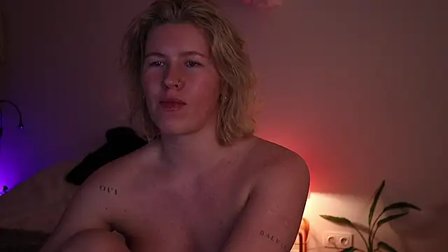 moonamii's cam snapshot