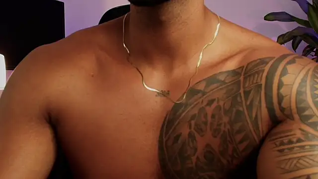 LiamGarcia1 live sex cam