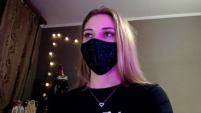 Iris_lave's cam snapshot