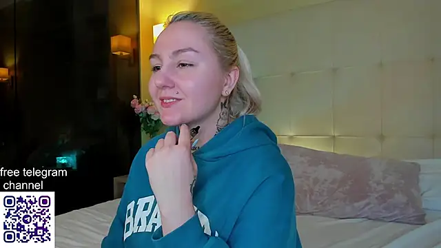 Debbie_Taylor's cam snapshot