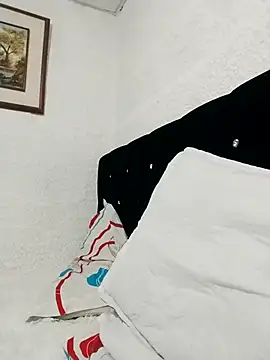 ElizabethWeil's cam snapshot