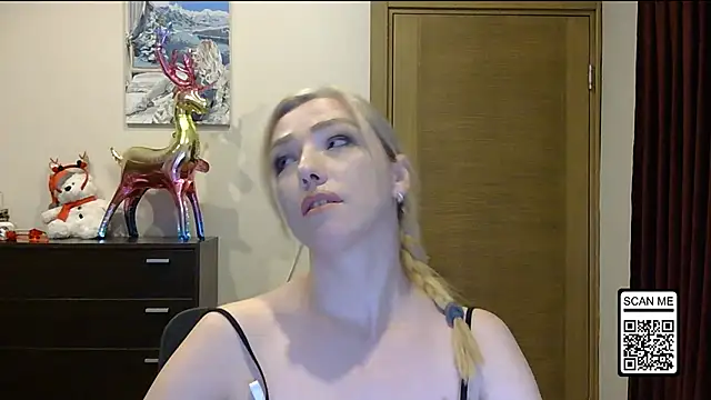 Wild_Silk_Desire's cam snapshot