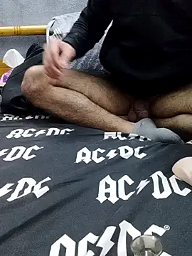 yazin19's cam snapshot