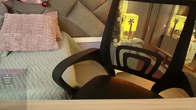 lisa_casper's cam snapshot