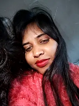 cute_radhikaa's cam snapshot