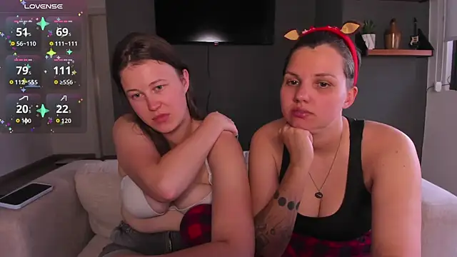 Tenderly_Couple live sex cam