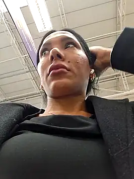 Doll_Loren live sex cam