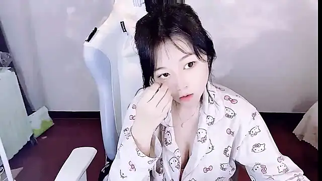 -huahua-'s cam snapshot