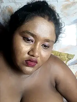 horny_diana's cam snapshot