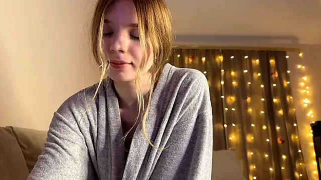 FruityXo live sex cam