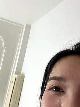 Nunaa18's cam snapshot