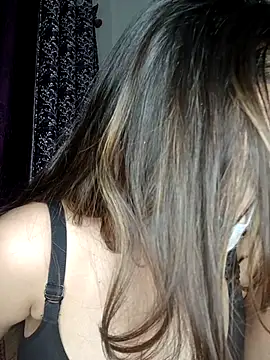 shilpa-singh's cam snapshot