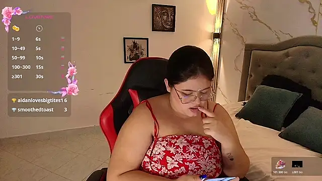 Nina_Rouge7's cam snapshot