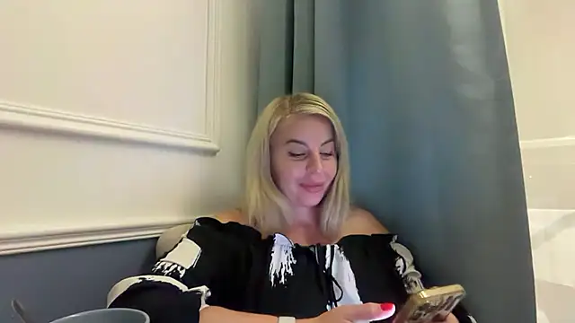 Miravynn's cam snapshot