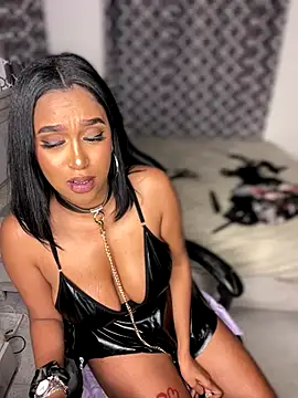 Emii_Love's cam snapshot