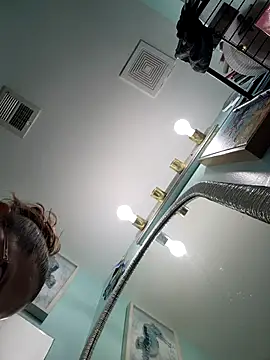 SexyNikki6969's cam snapshot