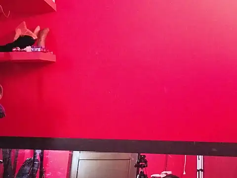 Ambar_Roux_'s cam snapshot