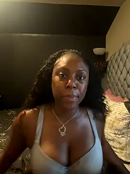 TrueeFantasee live sex cam