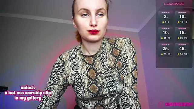 KinkyMissCherry's cam snapshot