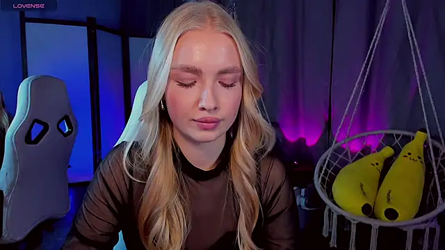 TessaGrays live sex cam