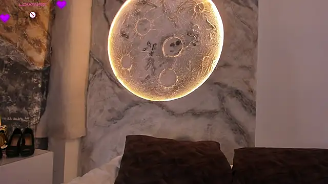 RoxanaBorns_'s cam snapshot