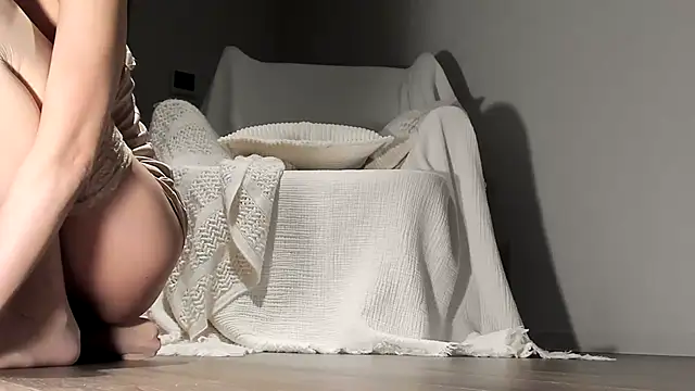 Lily_0000's cam snapshot