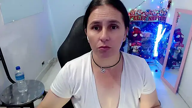 victoria_jones's cam snapshot