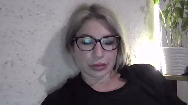 fox_red_lady7's cam snapshot