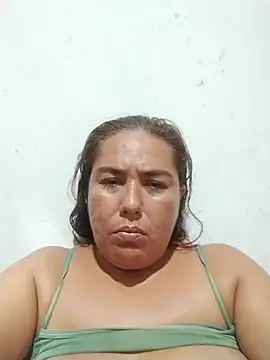 yyuly's cam snapshot