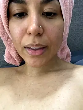 VenusIslove's cam snapshot