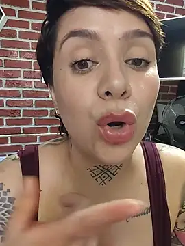 KatInk's cam snapshot