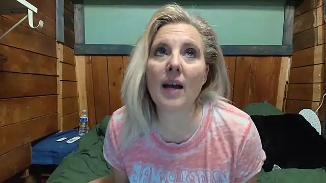 lisaxlovexxx's cam snapshot